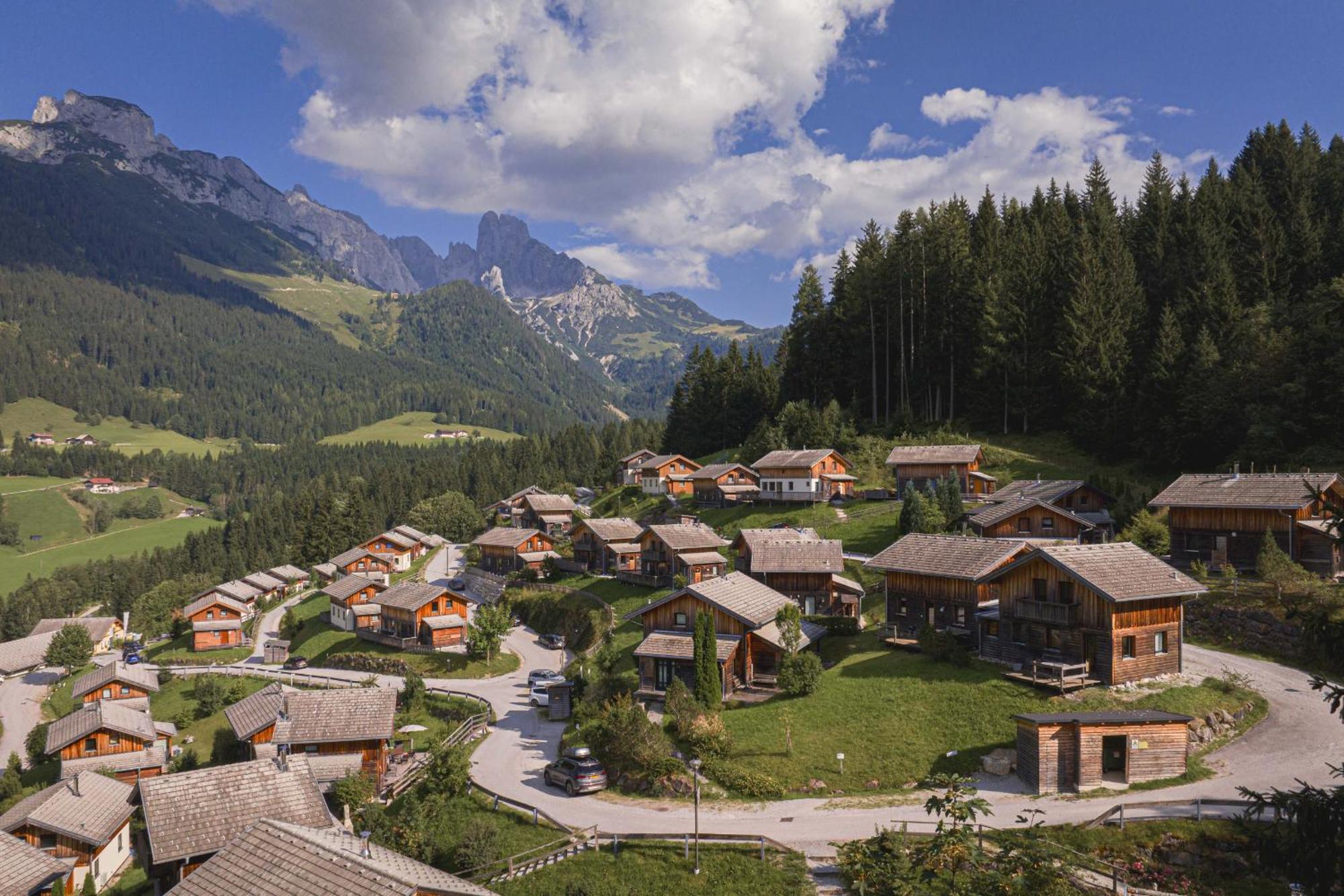 Alpendorf Dachstein West By Alps Resorts 애나버그임라메탈 외부 사진